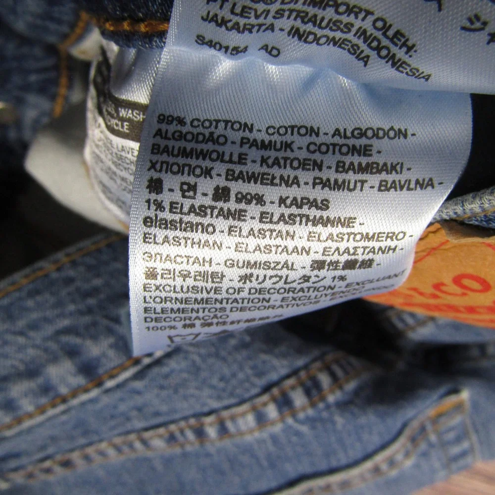 Levi's 541 Athletic Taper Men 33x30 Blue Distressed Stretch Denim Jeans